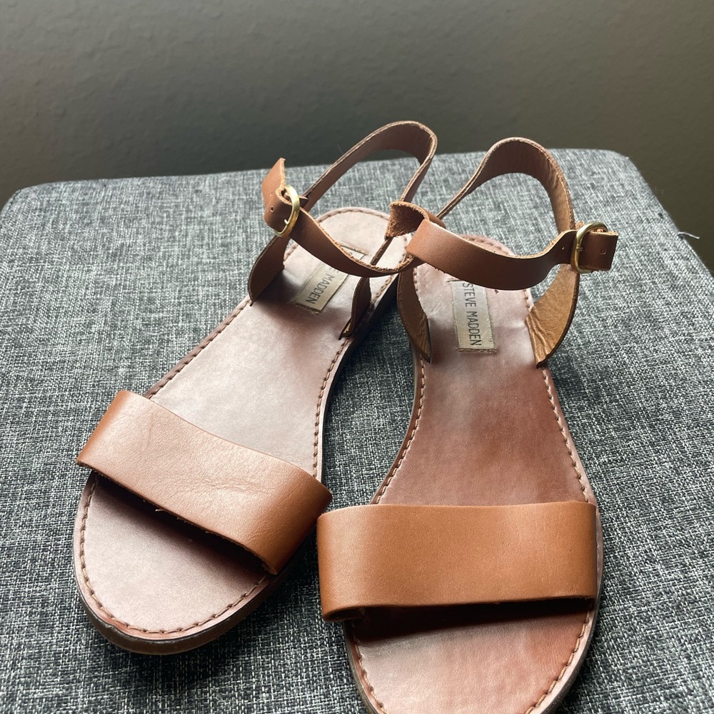 Steve Madden Brown Leather Sandals with Adjustable Strap